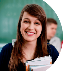 Estudiante mujer sonriendo